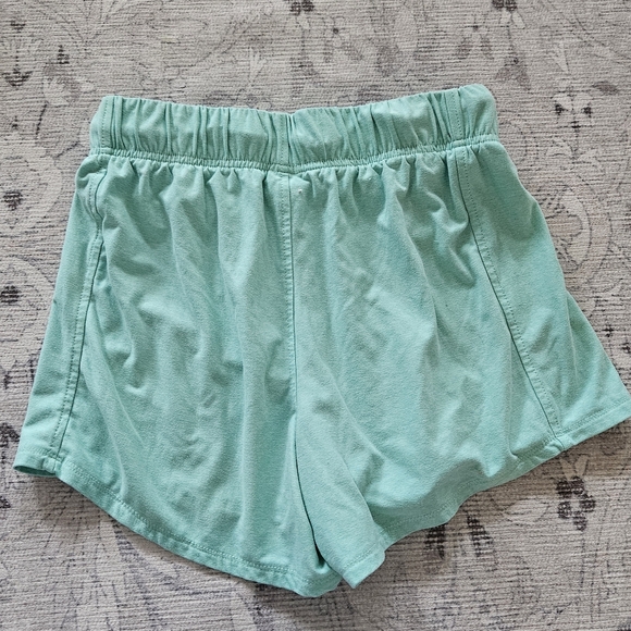 Women's size XS buttery soft seafoam green workout lounge shorts with pockets - Picture 6 of 8